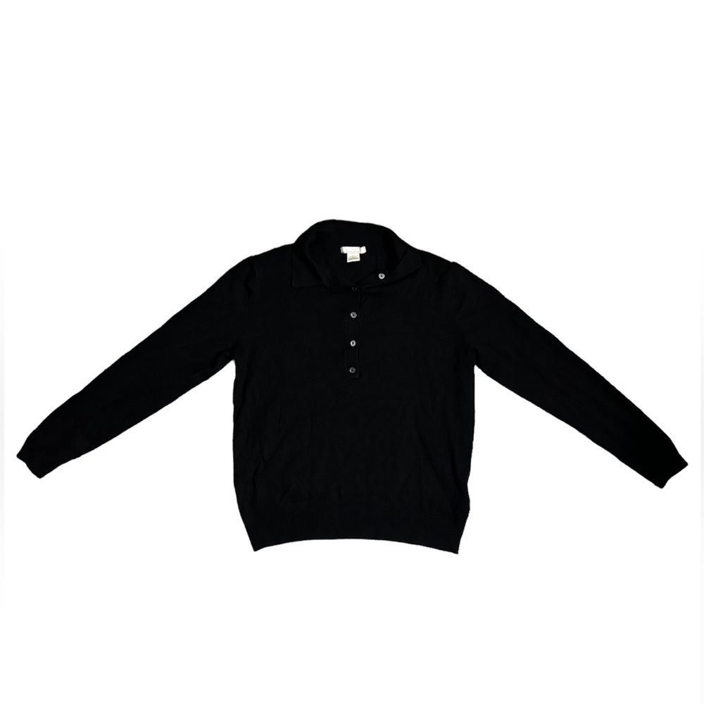 Plain black longsleeve collar shirt from H&M